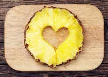 Bromelaín - enzým z ananásu nielen na podporu trávenia