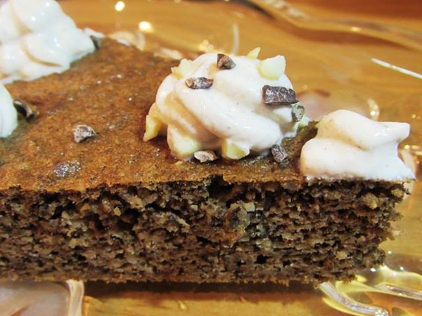 Orechovo – škoricový koláč bez múky a cukru 